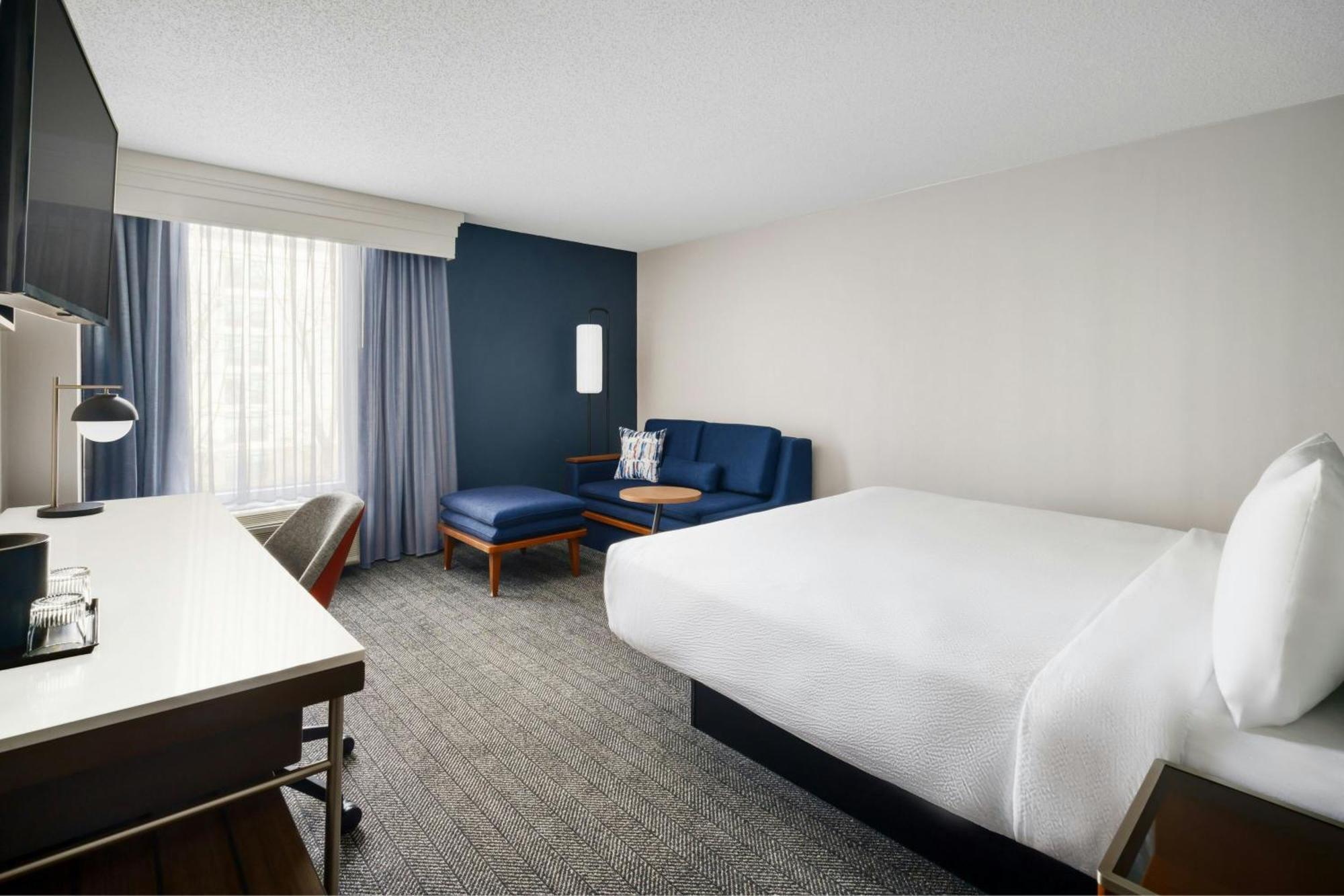 Courtyard By Marriott Atlanta Buckhead Hotel Exterior foto