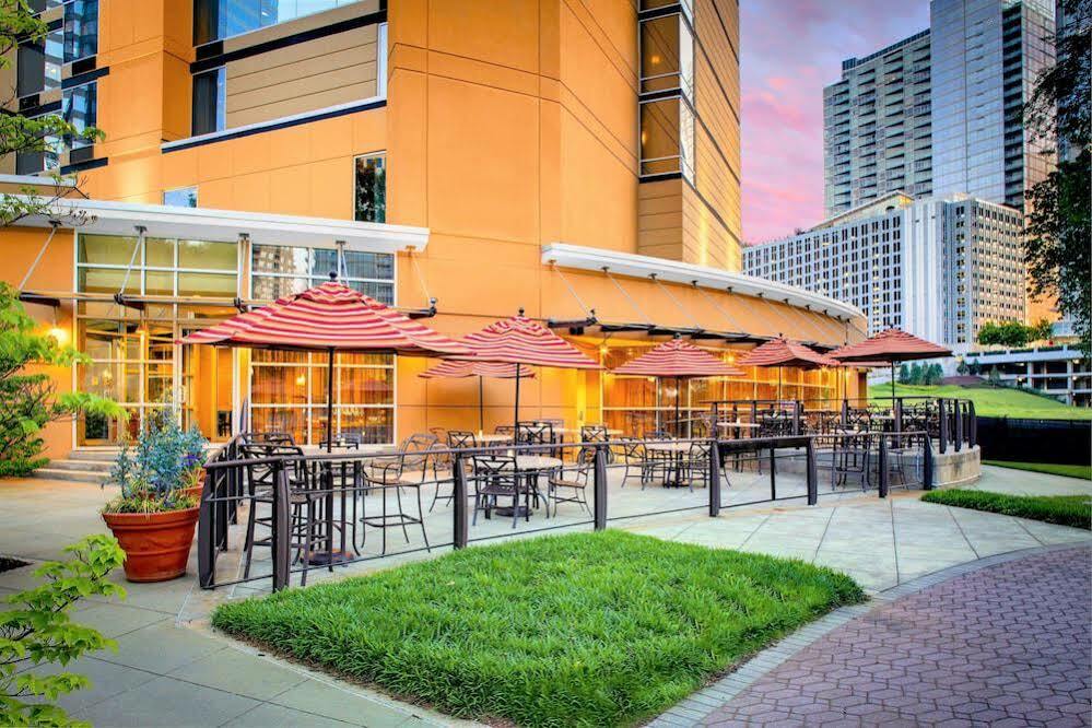 Courtyard By Marriott Atlanta Buckhead Hotel Exterior foto